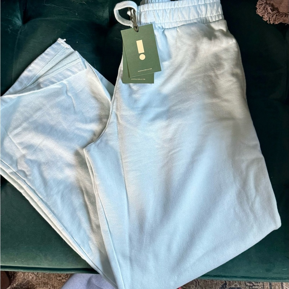 Lake day wide leg sweatpants daily drills size M/L NWT